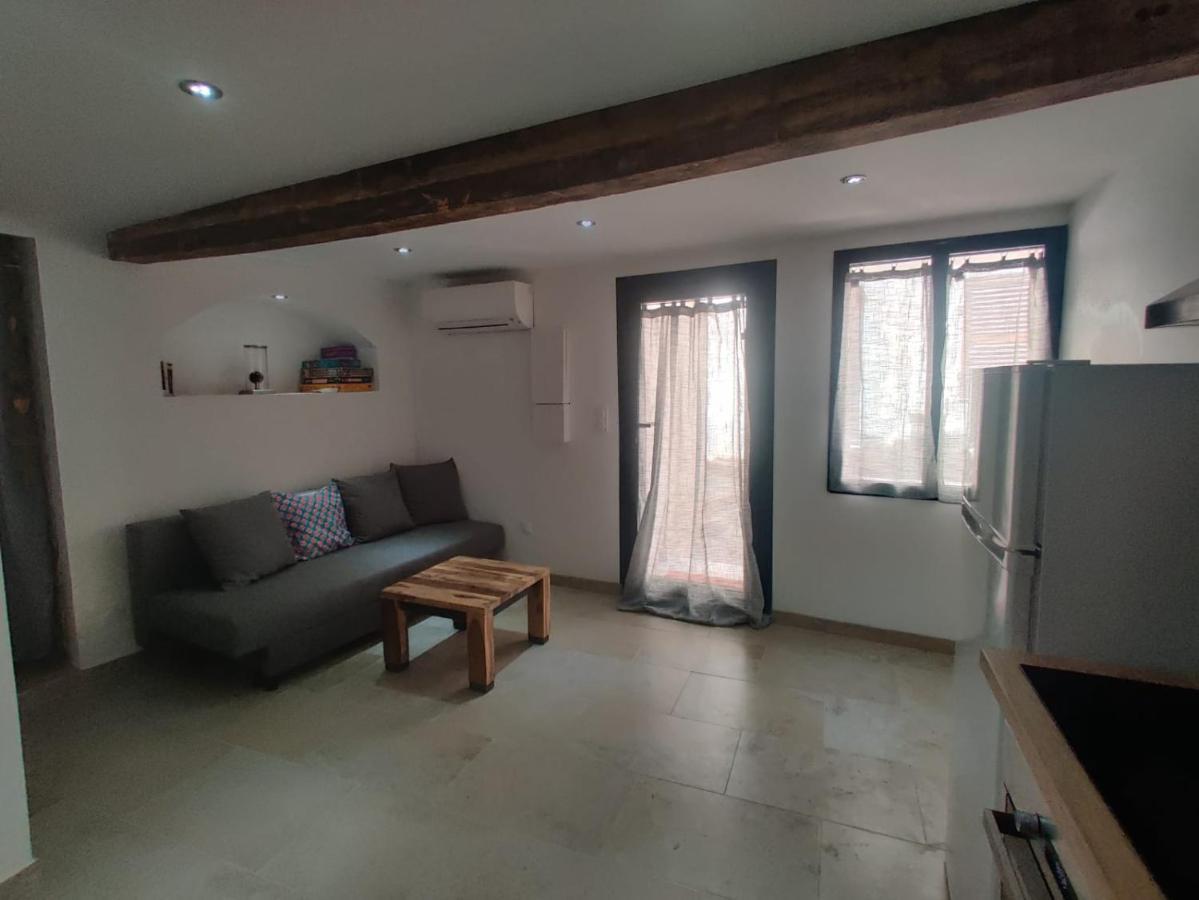 Logement Neuf Centre Du Village Aux Pieds Du Chateau 그리모 외부 사진