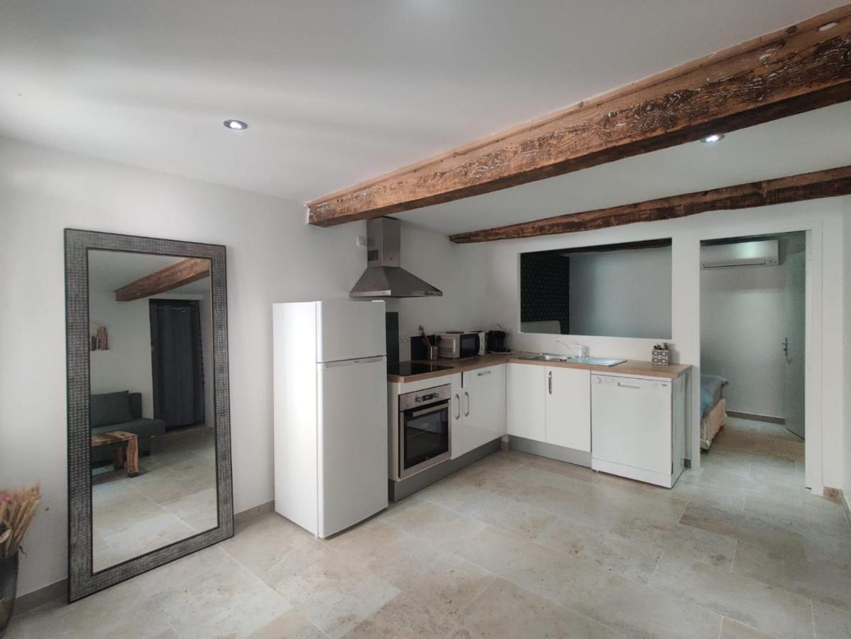 Logement Neuf Centre Du Village Aux Pieds Du Chateau 그리모 외부 사진