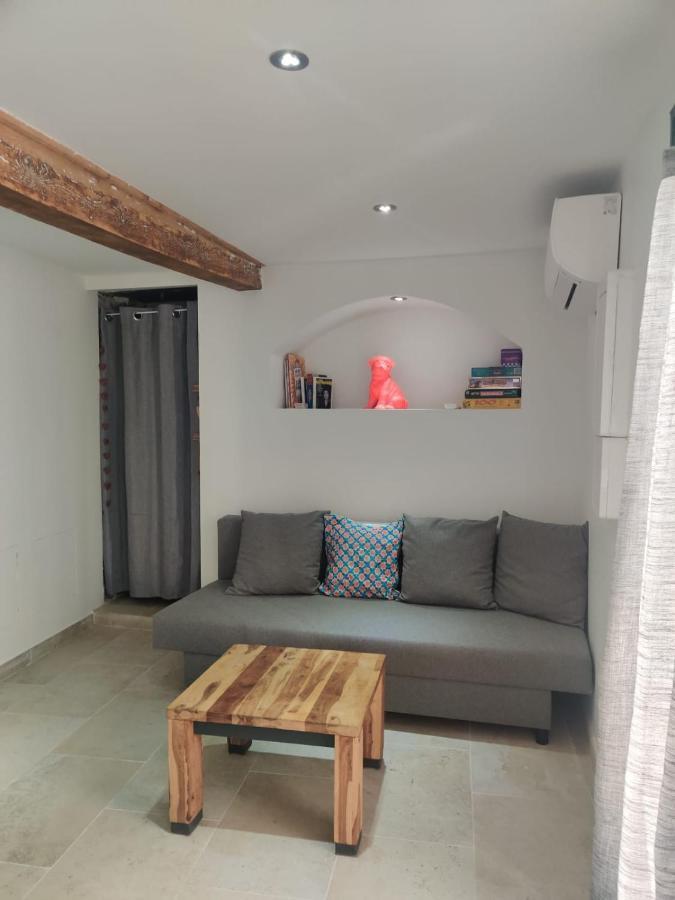 Logement Neuf Centre Du Village Aux Pieds Du Chateau 그리모 외부 사진